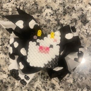 NWOT HANDMADE cow perler hairbow